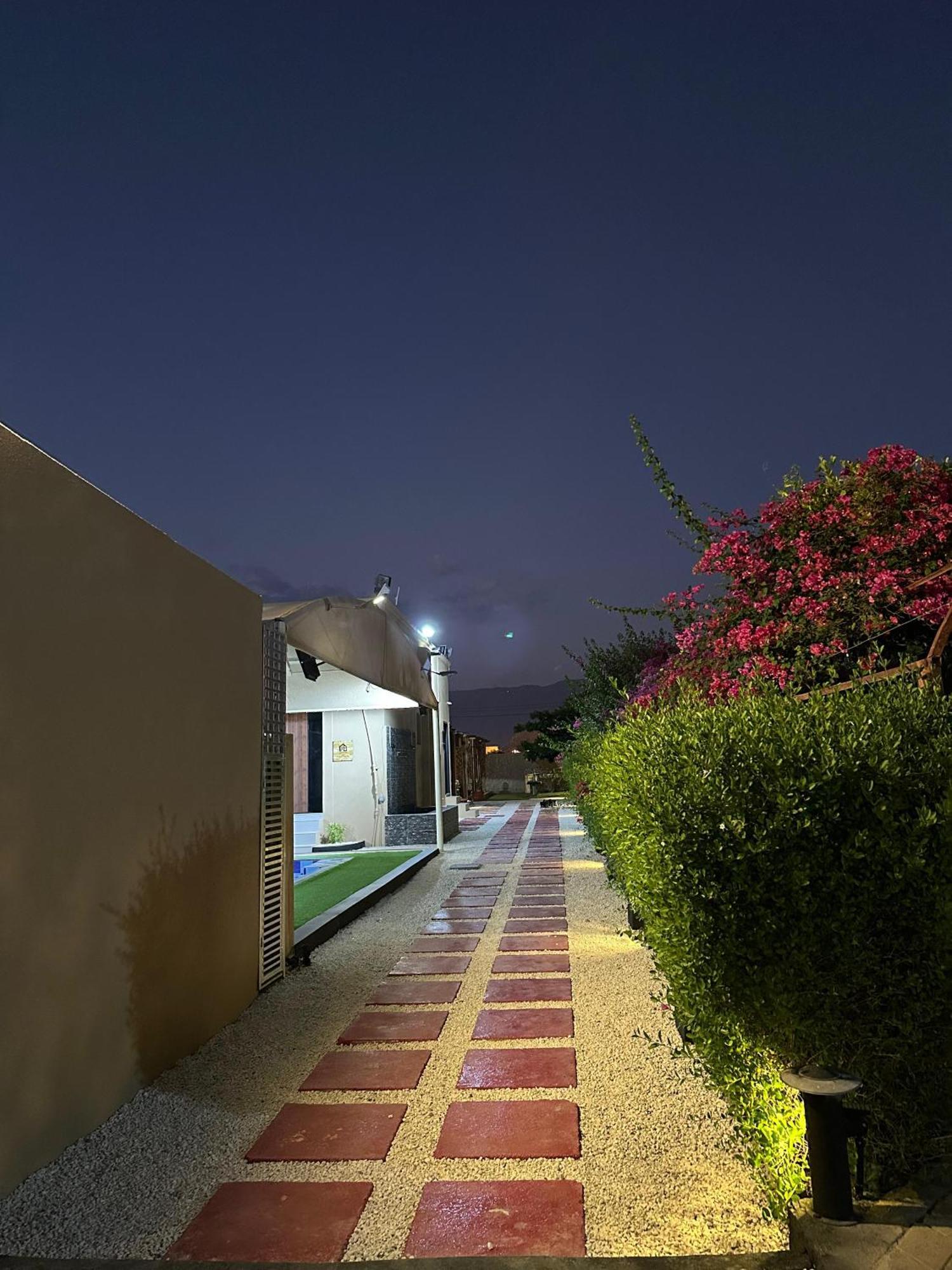 Al Bayan Palms Nizwa